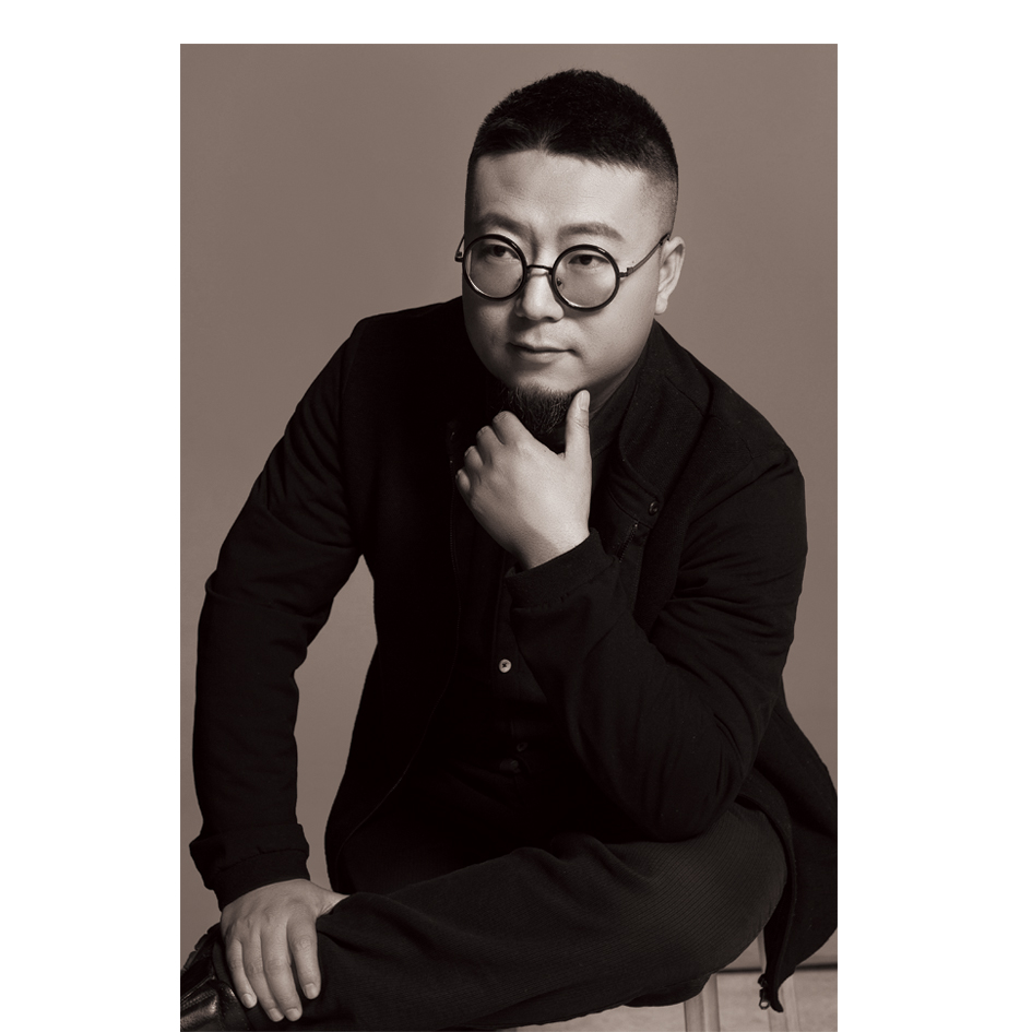 美术教研室主任 王晓东